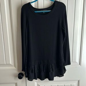 Karen Kane tunic top